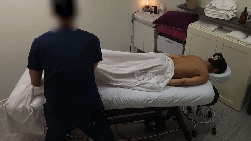 Ang Manghihilot na Palaiyot